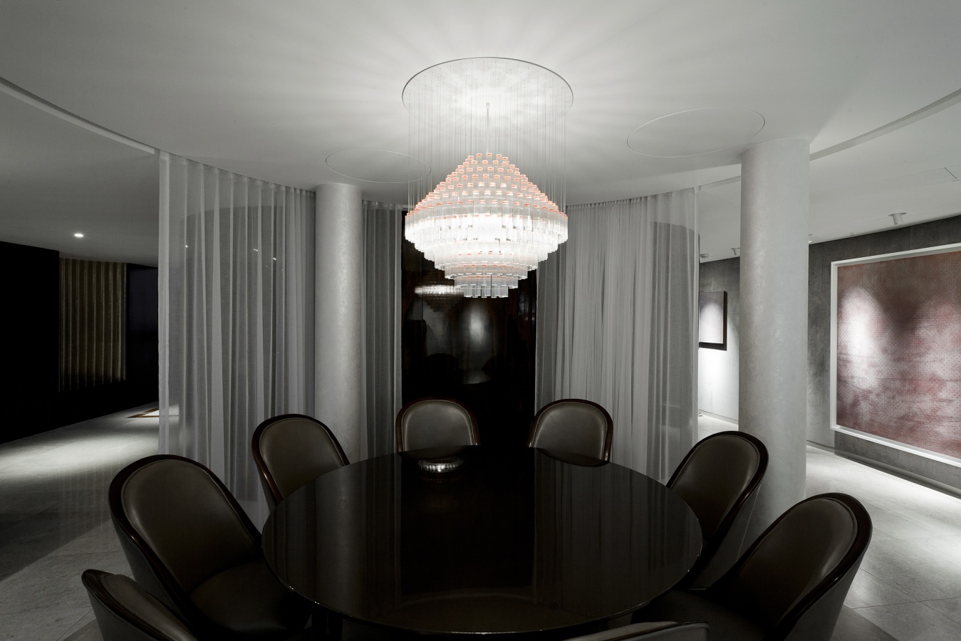George Singer Modern Chandeliers And Lighting Installations Deco Chandelier Photo 2 Www Georgesinger Co Uk