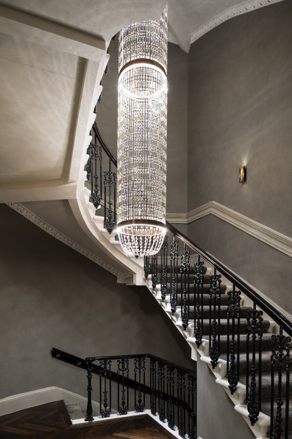 George Singer, Modern Chandeliers And Lighting Installations, Crystal Column, Photo 1, Www.georgesinger.co.uk
