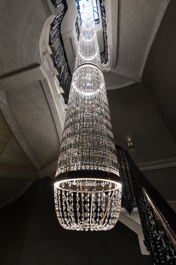 George Singer, Modern Chandeliers And Lighting Installations, Crystal Column, Photo 2, Www.georgesinger.co.uk